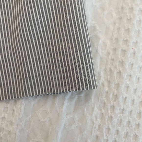 Banana Republic Seersucker Shift Dress - Picture 13 of 14